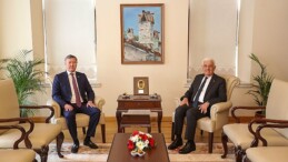 Kazakistan Cumhuriyeti Antalya Başkonsolosu Kanafeyev’den Lider Gürüne Ziyaret