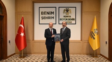 KKTC Cumhurbaşkanı Tatar, Lider Altay’ı Ziyaret Etti