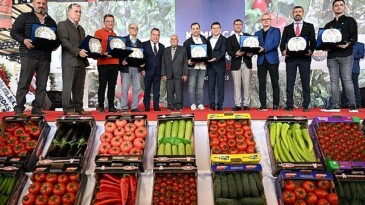 Kumluca Toptancı Halleri dönem açılışı gerçekleşti