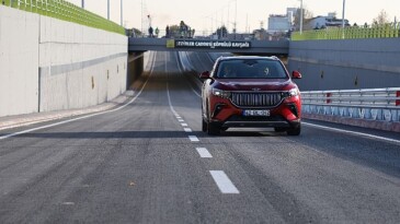 Lider Altay: “Adana Etraf Yolu Sedirler Köprülü Kavşağı Kentimize İyi Olsun”