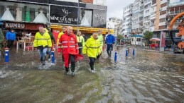 Lider Soyer, deniz kabarmasının tsunami tesiri yarattığı Kordon’da