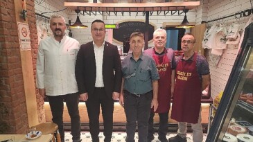 Mustafakemalpaşa’nın 100.yıl bestesi bir Mustafakemalpaşalı’dan