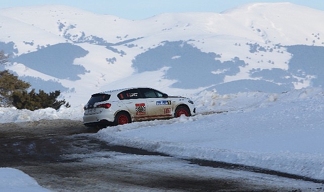 Sarıkamış’ta Ralli Heyecanı