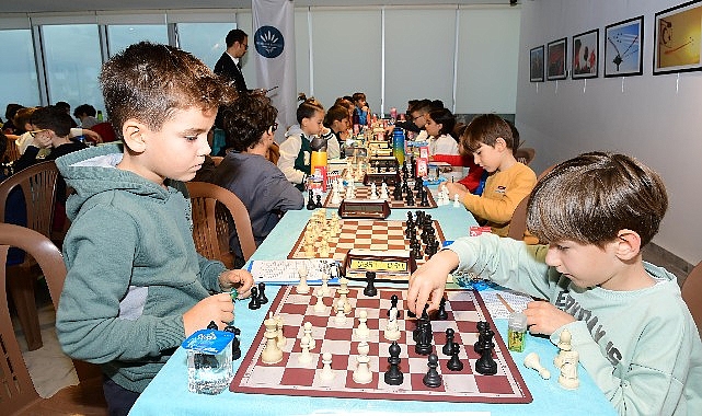 Satranç’ta birinci atılım Lider Selvitopu’ndan