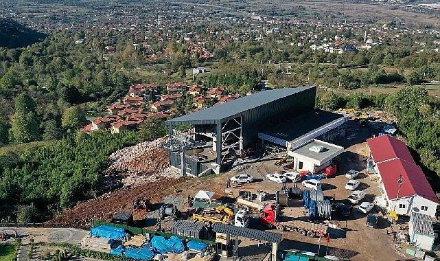 Teleferik’te ana sınır boyunca haberleşme halatı