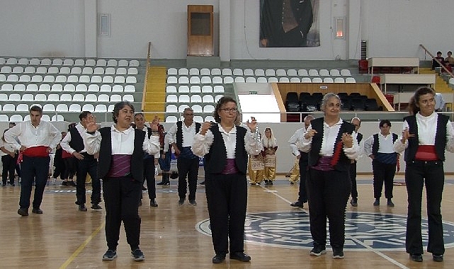 Türkiye’nin Manisiz Yerleşkesinde, özel atletleri ile 100 yıl coşkusu yaşandı