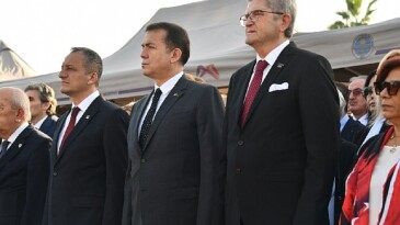 Yenişehir Belediyesi Ata’yı andı