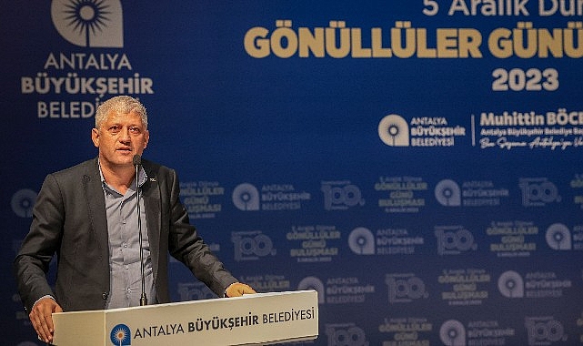 Antalya Büyükşehir ‘Gönüllüleri’ buluşturdu 