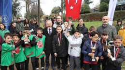 Atatürk Kır Koşusu’nda mükafatlar Lider Atila Aydıner’den