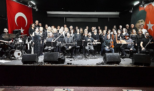 Barış Manço Kemer’de müzikleriyle anıldı