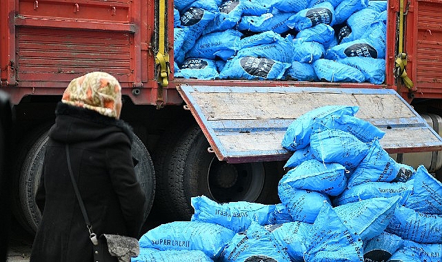 Beylikdüzü Belediyesi tarafından 90 ton yakacak yardımı