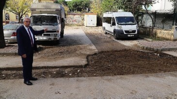 “Bize teslim edilen yolları süratle onarıyoruz. Teslim edilmeden onarma talihimiz yok”