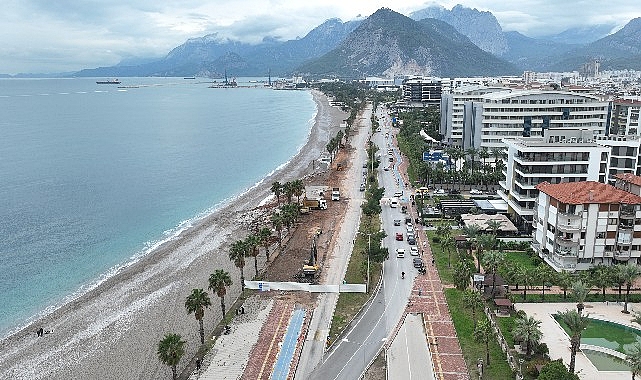 Büyükşehir Belediyesi ‘Konyaaltı Kıyısı Boğaçayı Köprüsü-Liman Kavşağı Ortası Etraf Düzenlemesi Projesi’ni başlattı