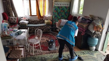 Büyükşehir Kırsaldaki Çınarların Yanında