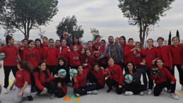 Çiğli Belediyesi’nden Okullara Spor Gereci Dayanağı