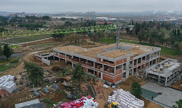 Gebze Manisiz Ömür Merkezinde çatı imalatı