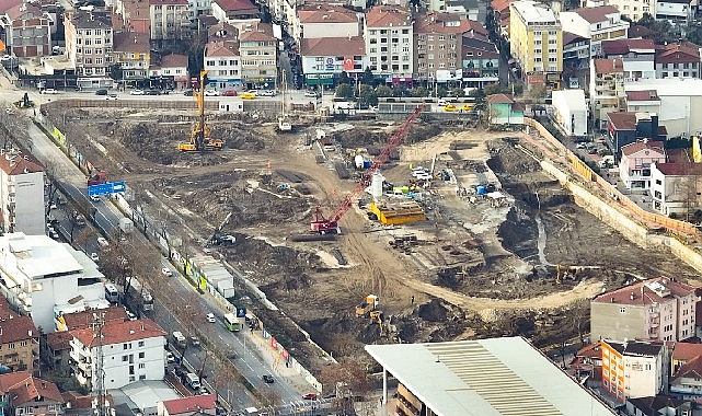 Gölcük’ün çehresini değiştirecek iki projede çalışmalar sürüyor