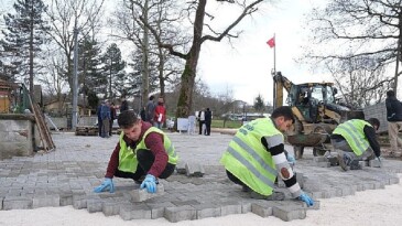 Karahasanlar Mahallesinde Parke Taş Uygulaması Sürüyor