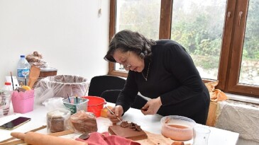 Kartepe’de seramikten sanata