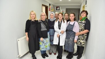 Kartepeli kursiyerler yeteneklerini keşfediyor