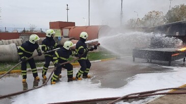 Kocaeli İtfaiyesi’nden hayat kurtaran eğitimler