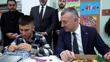 Lider Büyükakın: Dört bir koldan çalışıyoruz