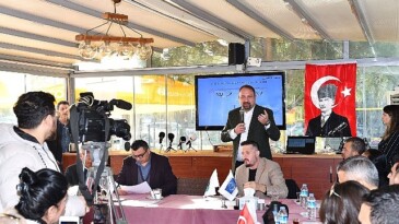 Lider Gümrükçü’den 5 Yıl Değerlendirmesi Lider Gümrükçü Basın Mensuplarıyla Buluştu