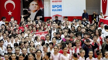 Lider Sandal “Sporun başşehri Bayraklı”