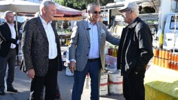 Lider Topaloğlu’ndan pazar esnafına ziyaret