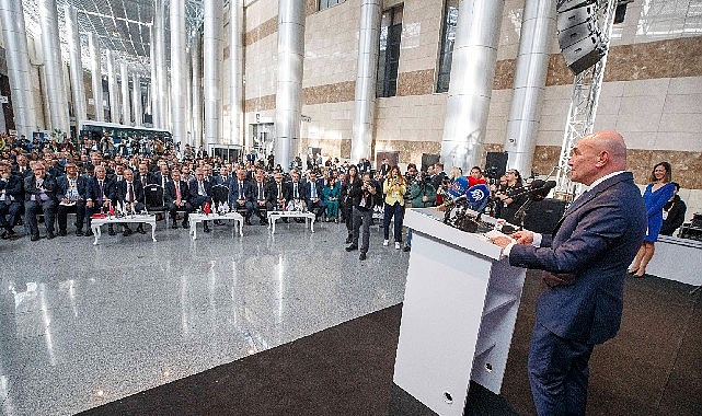 Lider Tunç Soyer’den müjde: 6 Nisan’da Sığacık-Samos yolcu gemisi seferleri başlıyor