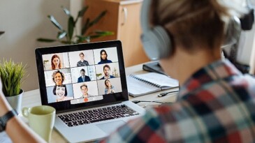 Müşteri tecrübesi idaresi alanında çalışanlarda yabancı lisan bilenler avantajlı