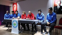 Nilüfer’in hentbolcuları ve öğrencilerden keyifli sohbet