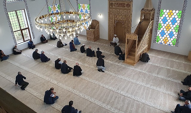 Tekirdağ Dr.İsmail Fehmi Cumalıoğlu Kent Hastanesi yerleşkesi içerisinde yer alan Hüseyin Köken Mescidi ibadete açıldı