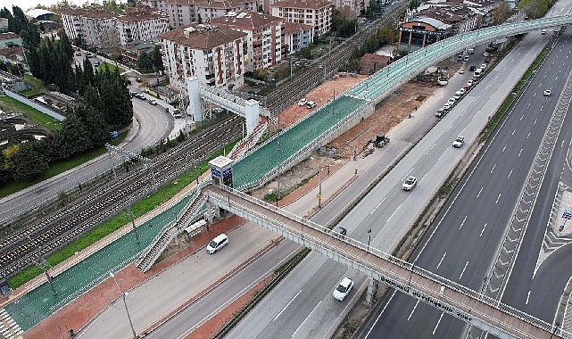 Tramvay sınırı durağına 78 araçlık otopark