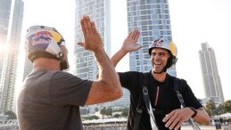 Ünlü Ekstrem Sportmen Brian Grubb, Dubai’de WakeBASE Atlayışı ile Dünya Rekoru Kırdı