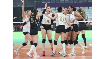 VakıfBank, Kulüpler Dünya Şampiyonası’nda küme başkanı olarak yarı finalde