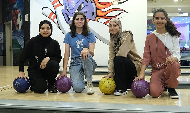 Akademi Liseler 12 bin öğrenciye kucak açtı