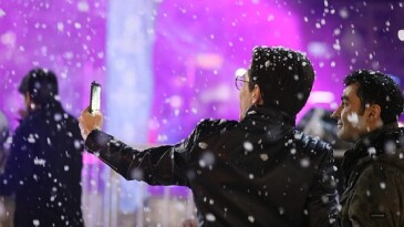 Aydınlılar yeni yıla kar yağışıyla giriyor