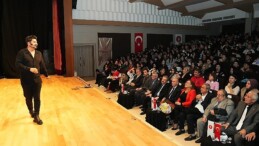 “Bir türkü tiyatrosu” keçiören’de sahnelendi