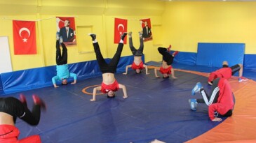 Büyükşehir Belediyesi geleceğin şampiyonlarını hazırlıyor