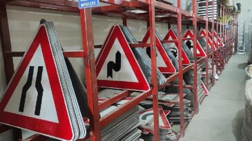 Büyükşehir Kendi Ürettiği Trafik Levhalarından 24 Milyon TL Tasarruf Sağladı