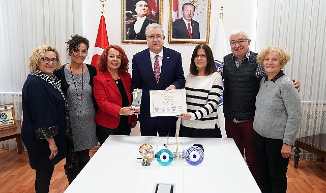 Ege Üniversitesi, sıhhat dünyasının Oscarları olarak bilinen Doktorclub Awards’ta iki ödül birden aldı