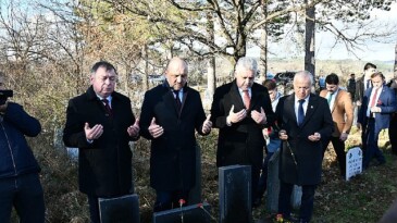 Gerenli Bulgaristan’da anma merasimine katıldı