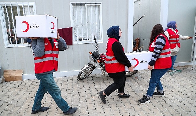 Kızılay’dan 1.2 milyon depremzedeye kış yardımı