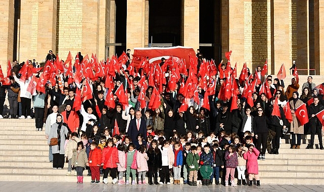 Lider Altınok Anıtkabir’i ziyaret etti