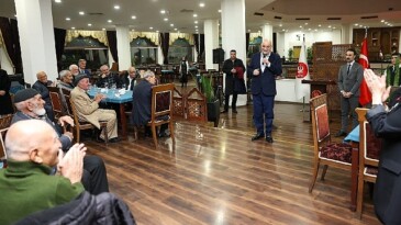 Lider Altınok Huzurevi sakinlerinin yeni yılını tebrik etti