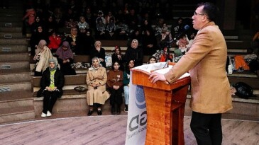 Lider Savran, ‘Mekke’nin Fethi ve Kudüs Gecesi’ programına katıldı