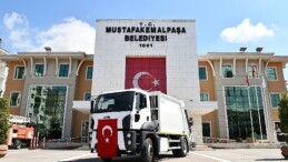 Mustafakemalpaşa’da fark yaratan hibeler