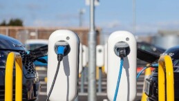 Narlıdere’ye elektrikli araç şarj istasyonları kurulacak