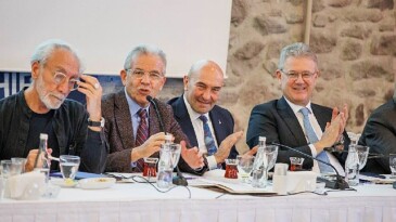 Soyer: “Kentsel dönüşümde büyük ve mert adımlar atacağız”